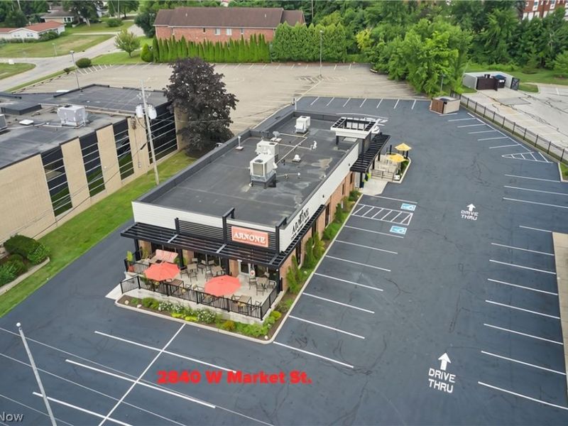 2840 W Market Street, Fairlawn, OH 44333 Photo 2