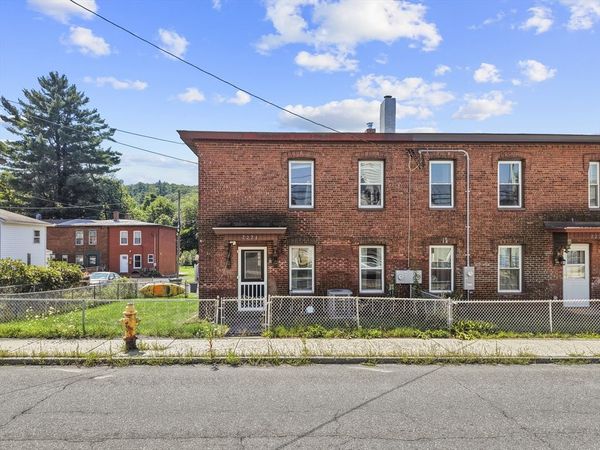 2271 Main St, Warren, MA 01092