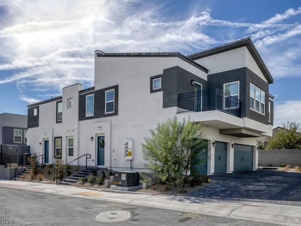 295 Grunt Avenue, Unit 2, North Las Vegas, NV 89031