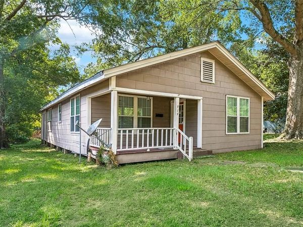 919 AVENUE F Avenue , Bogalusa, LA 70427