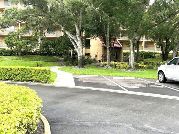 3078 EASTLAND BOULEVARD , Unit 307, CLEARWATER, FL 33761