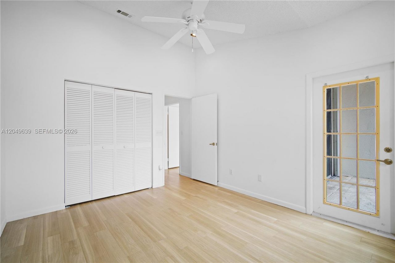 21378 Marina Cove Cir , Unit 11-B, Aventura, FL 33180 Photo
