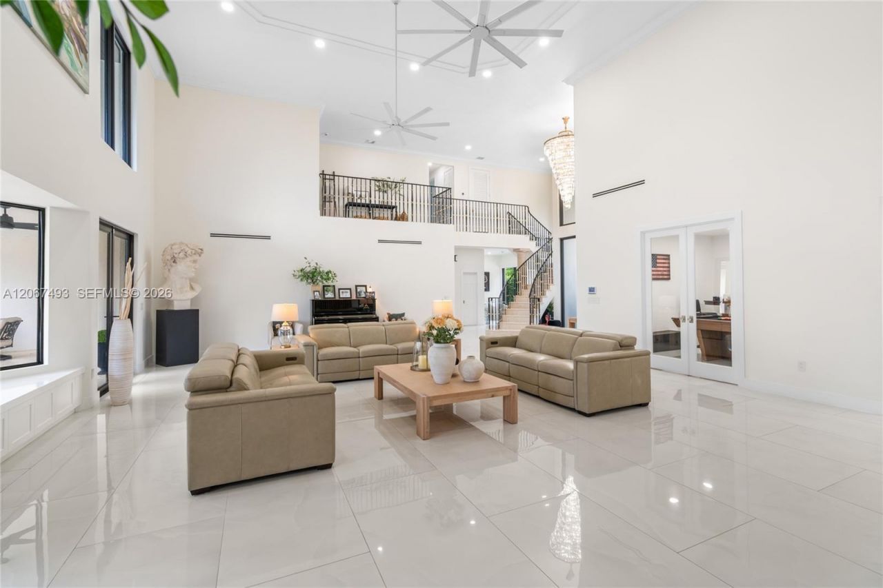 5720 SW 128th St, Pinecrest, FL 33156 Photo