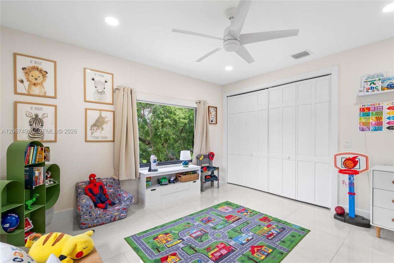 5720 SW 128th St, Pinecrest, FL 33156 Photo