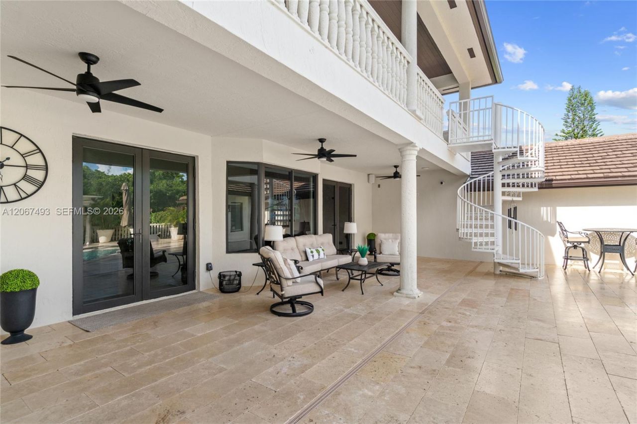 5720 SW 128th St, Pinecrest, FL 33156 Photo