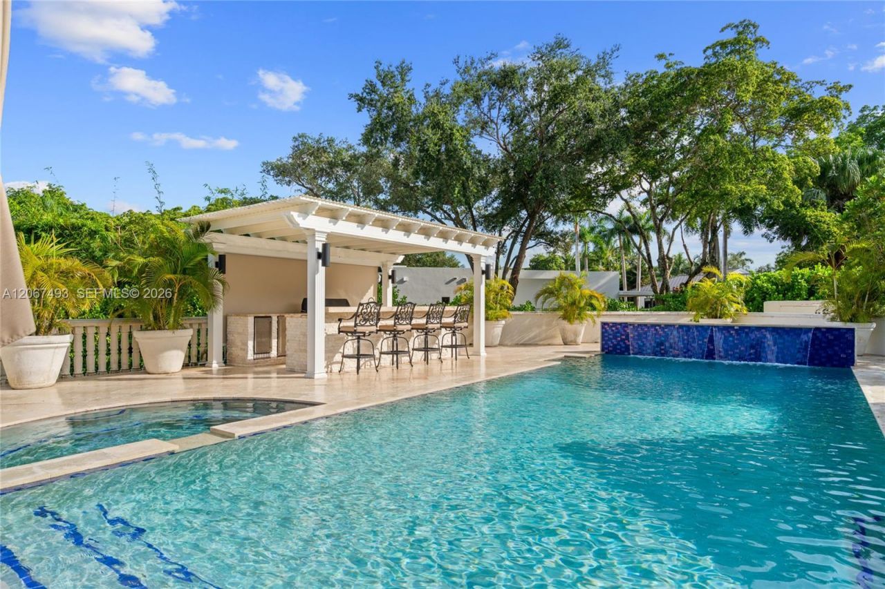 5720 SW 128th St, Pinecrest, FL 33156 Photo