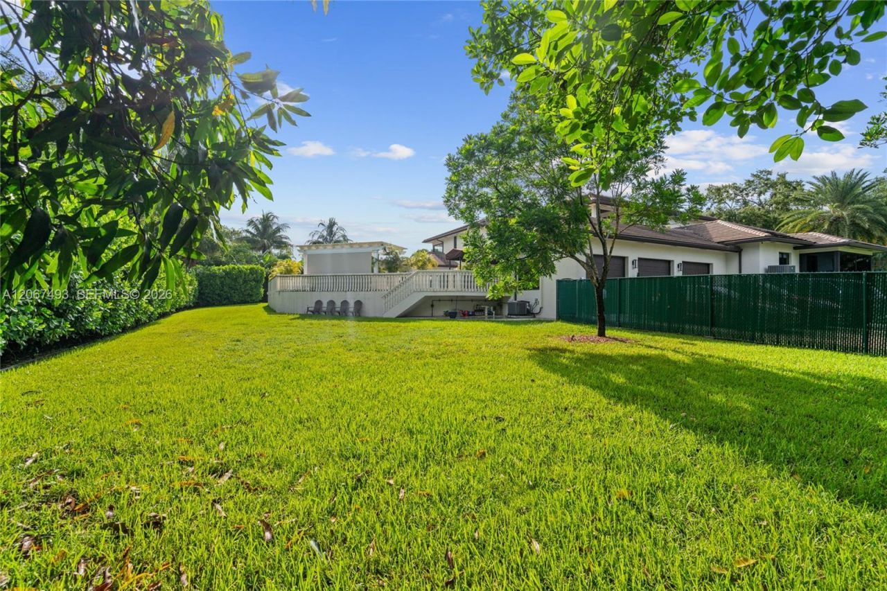 5720 SW 128th St, Pinecrest, FL 33156 Photo