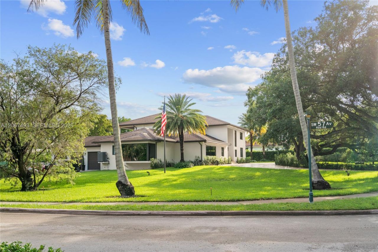 5720 SW 128th St, Pinecrest, FL 33156 Photo