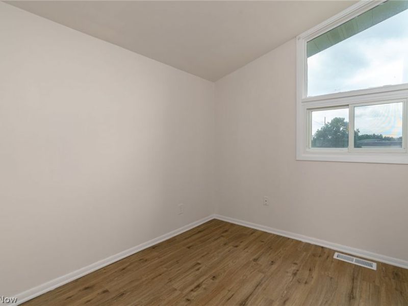 9081 Royalton Road , North Royalton, OH 44133 Photo 14