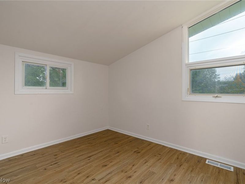 9081 Royalton Road , North Royalton, OH 44133 Photo 17