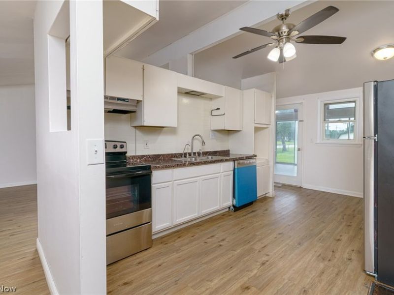 9081 Royalton Road , North Royalton, OH 44133 Photo 4