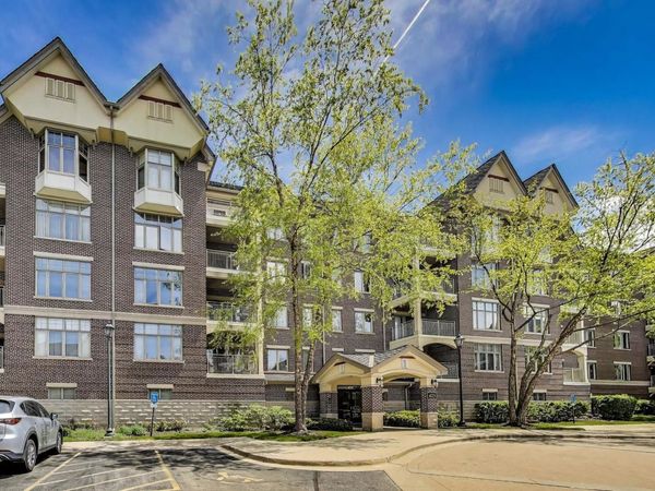 425 Village Green , Unit 508, Lincolnshire, IL 60069
