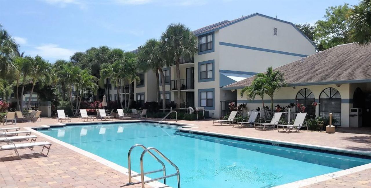 708 Executive Center Drive, Unit 12, West Palm Beach, FL 33401 Photo
