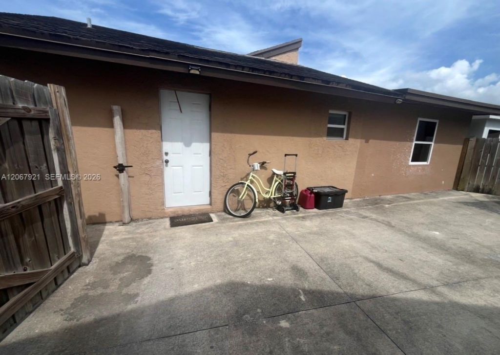12242 SW 210th St, Miami, FL 33177 Photo