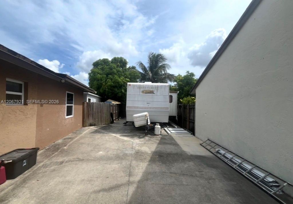12242 SW 210th St, Miami, FL 33177 Photo