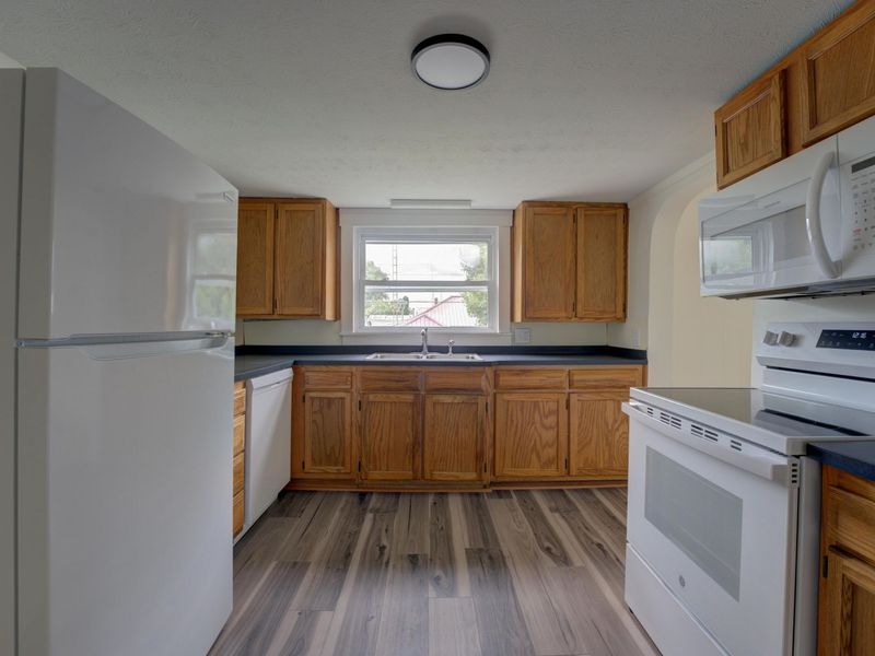 229 Hart Avenue, Greenville, OH 45331 Photo 9