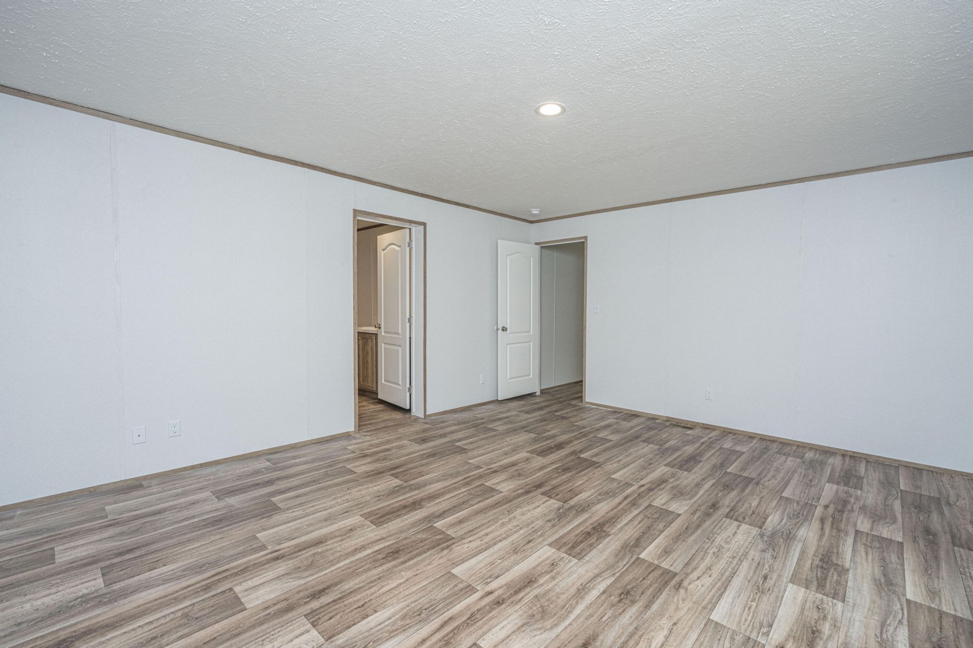 154 Bushy Drive Photo 27