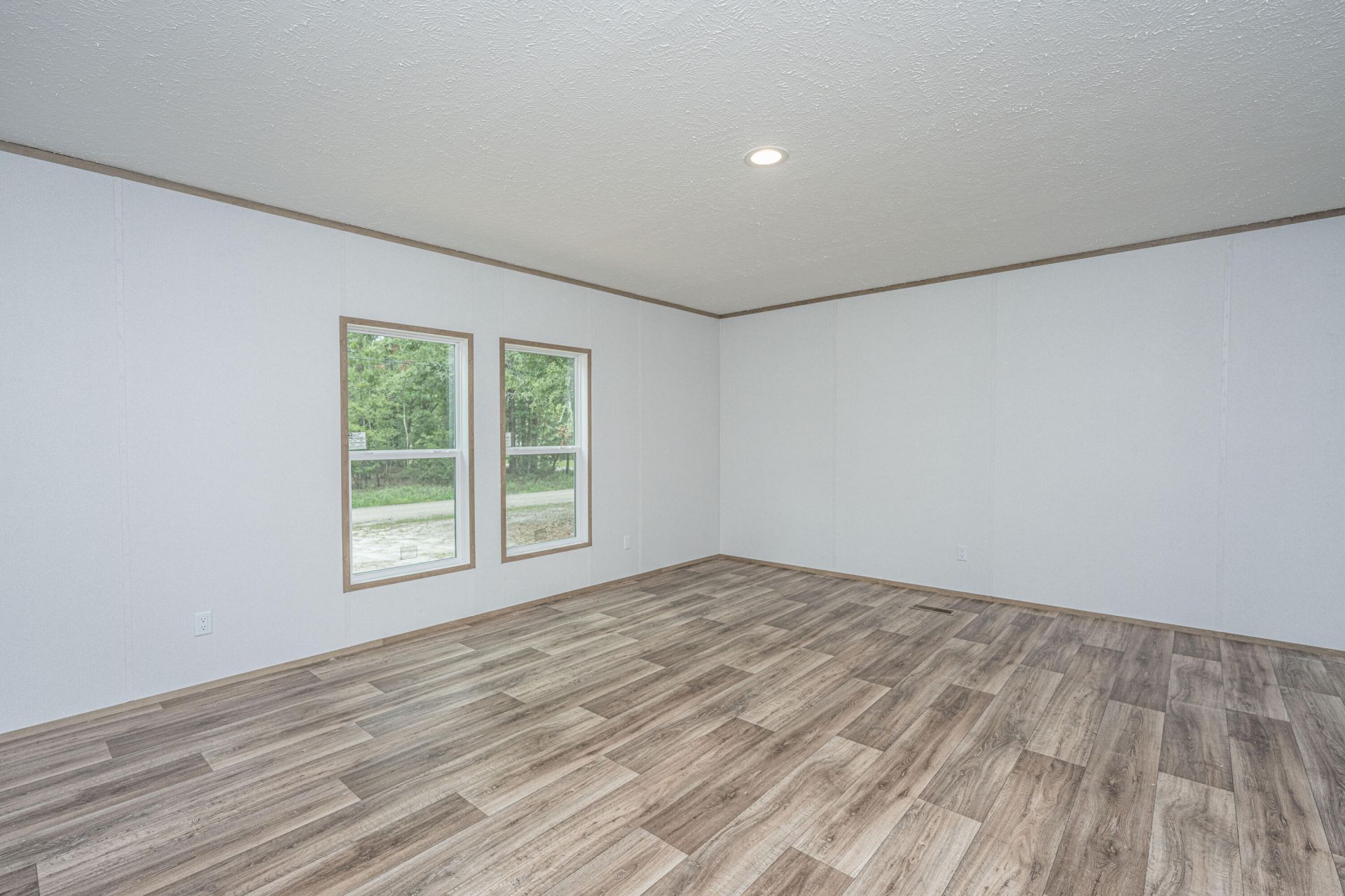 154 Bushy Drive Photo 31