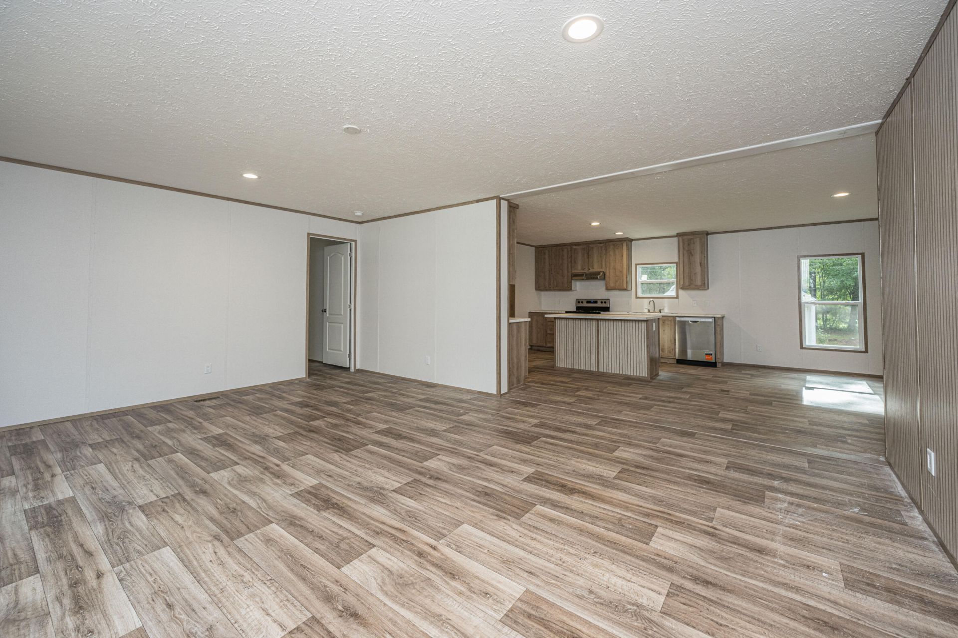154 Bushy Drive Photo 8