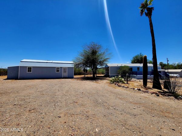 455 W GREEN Road, Morristown, AZ 85342