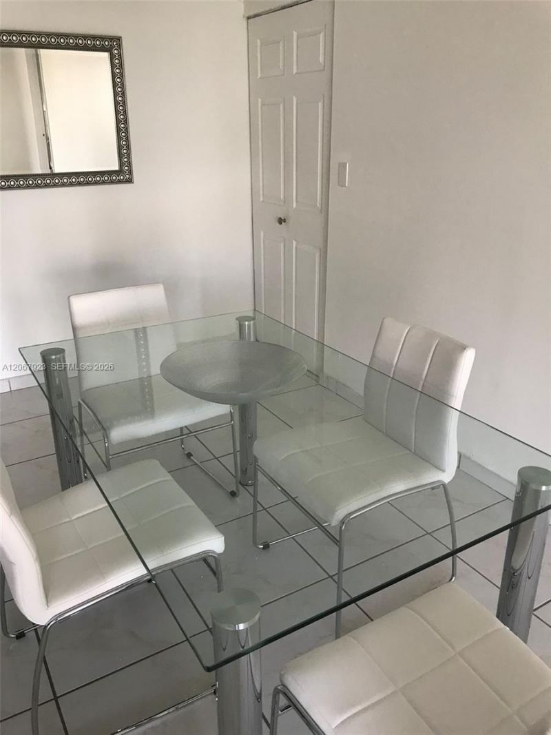 200 178th Dr , Unit 301, Sunny Isles Beach, FL 33160 Photo