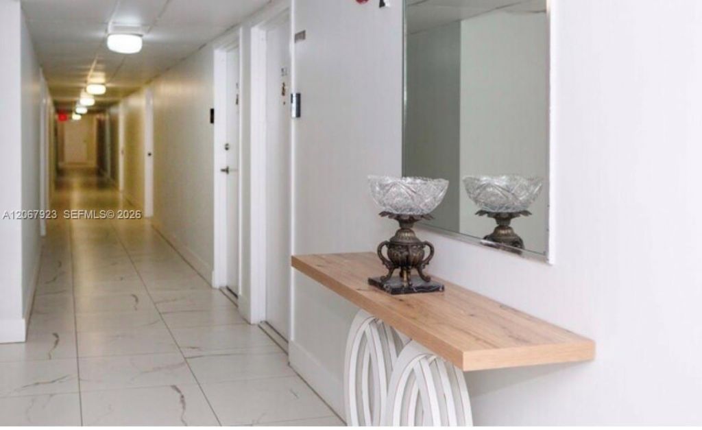 200 178th Dr , Unit 301, Sunny Isles Beach, FL 33160 Photo