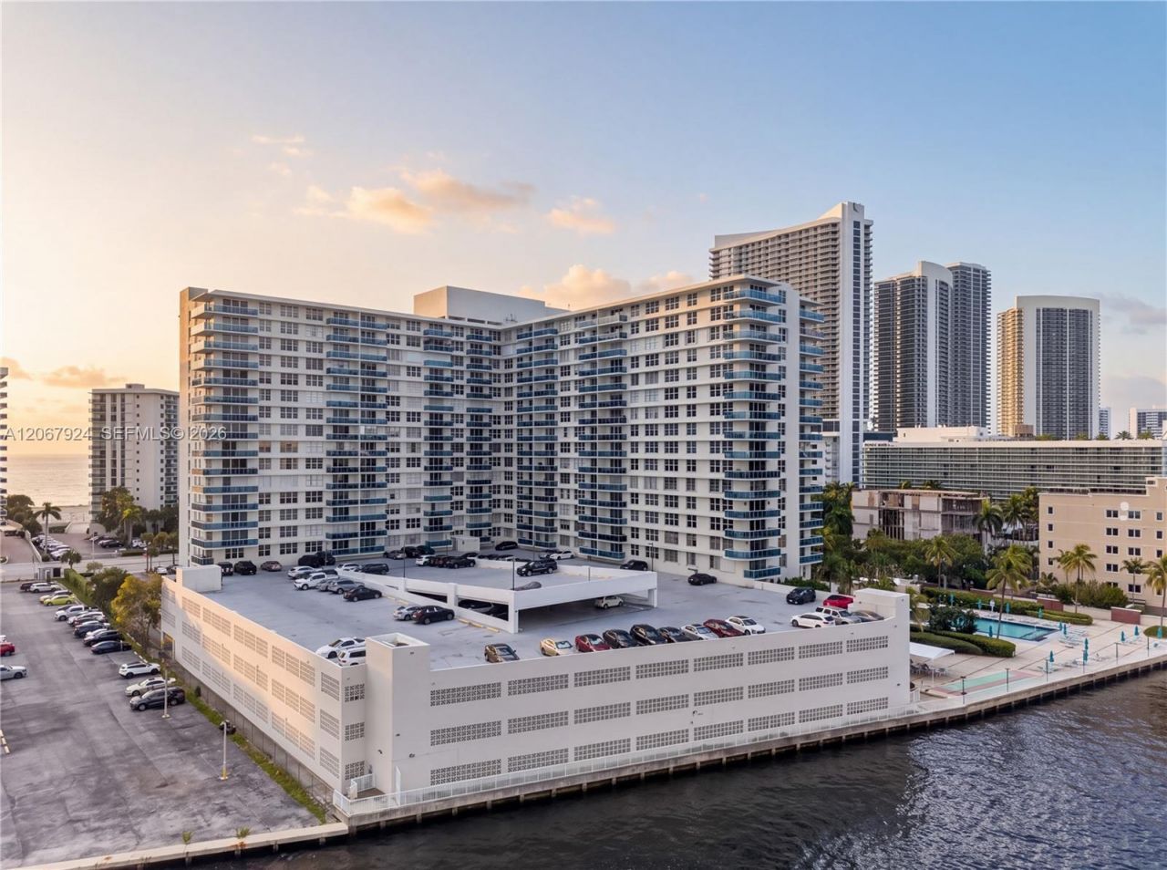 3800 S Ocean Dr , Unit 802, Hollywood, FL 33019 Photo