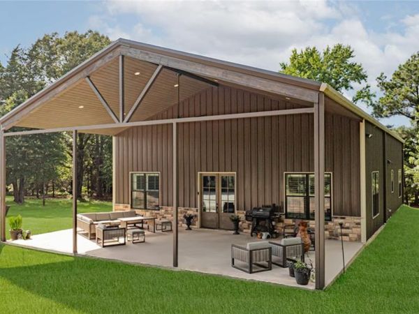 7635 N US Highway 271 Highway, Mount Pleasant, TX 75455