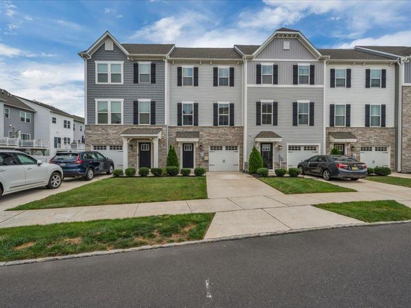 7 HAMILTON COURT, PENNSAUKEN, NJ 08110