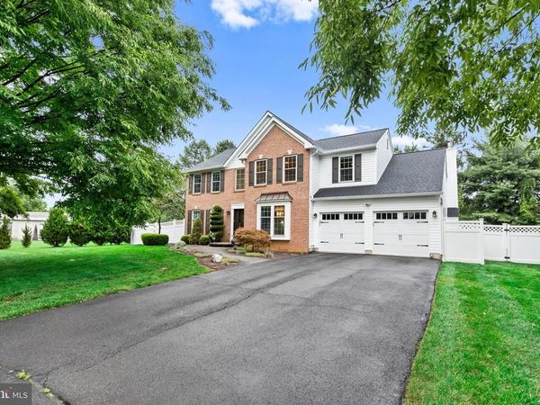 194 HYACINTH DRIVE S, YARDLEY, PA 19067