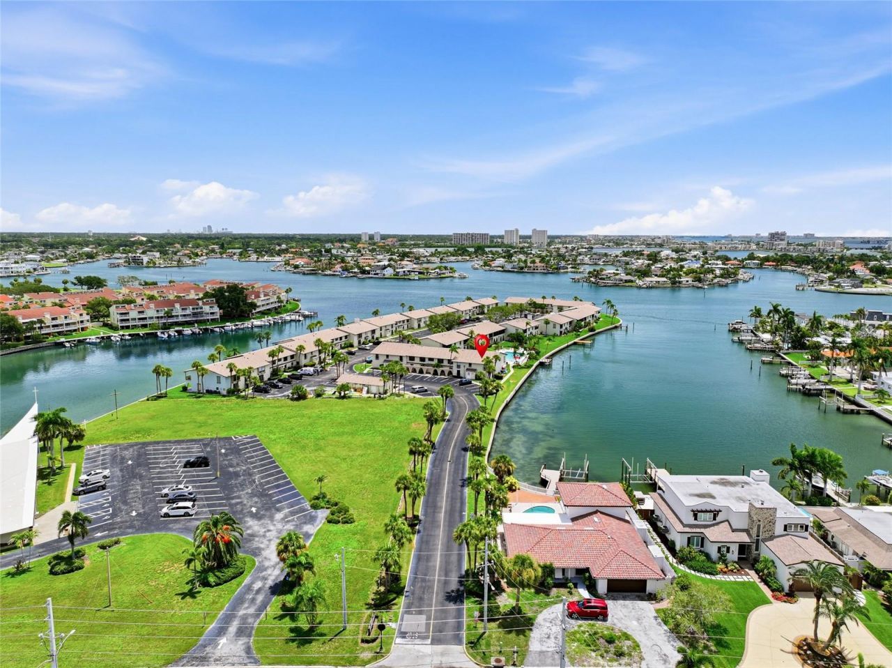 501 Plaza Seville Court, Unit 2, Treasure Island, FL 33706 Photo