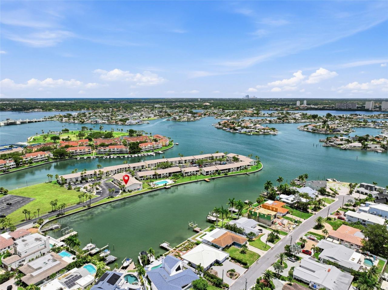 501 Plaza Seville Court, Unit 2, Treasure Island, FL 33706 Photo