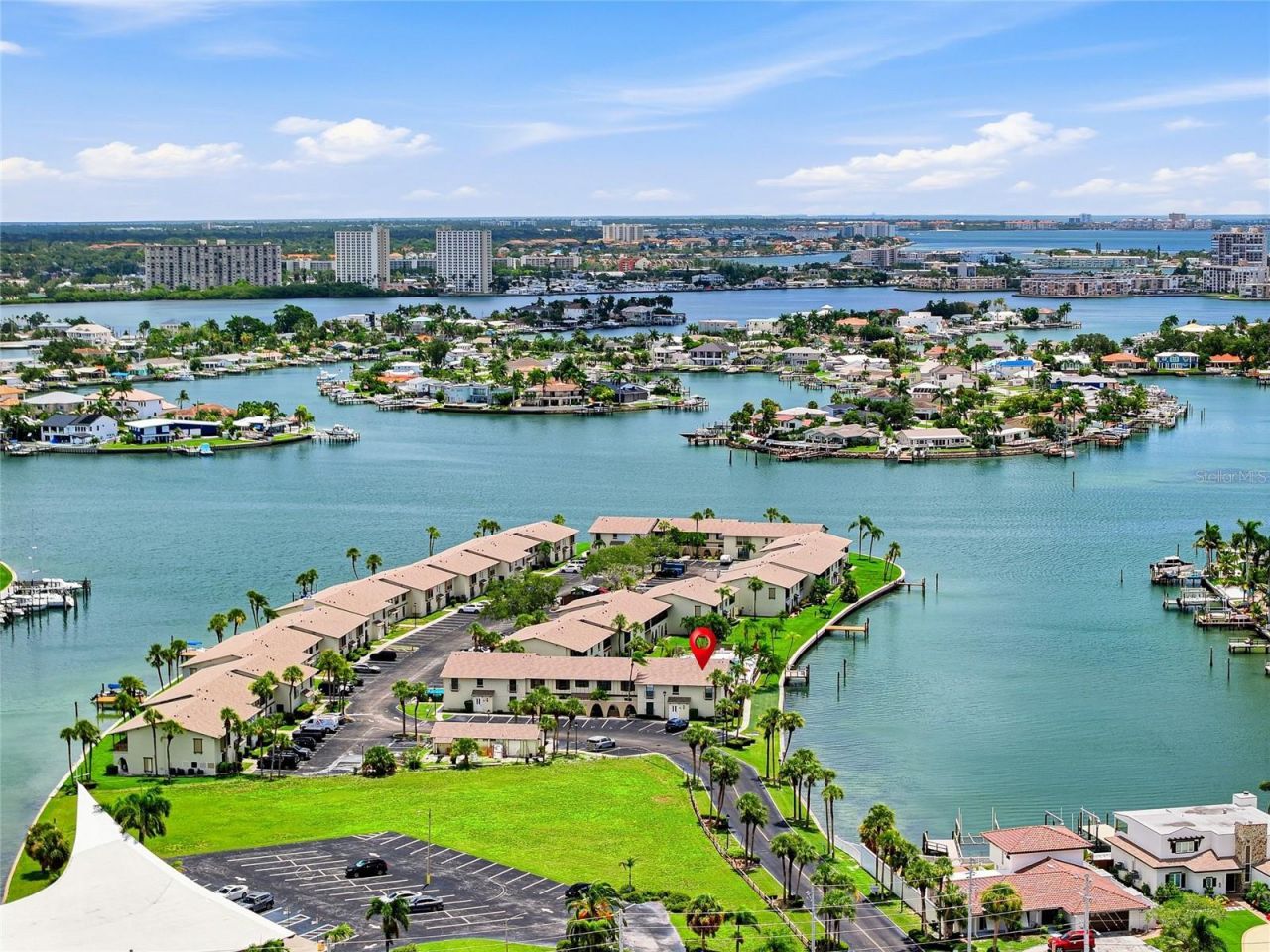 501 Plaza Seville Court, Unit 2, Treasure Island, FL 33706 Photo