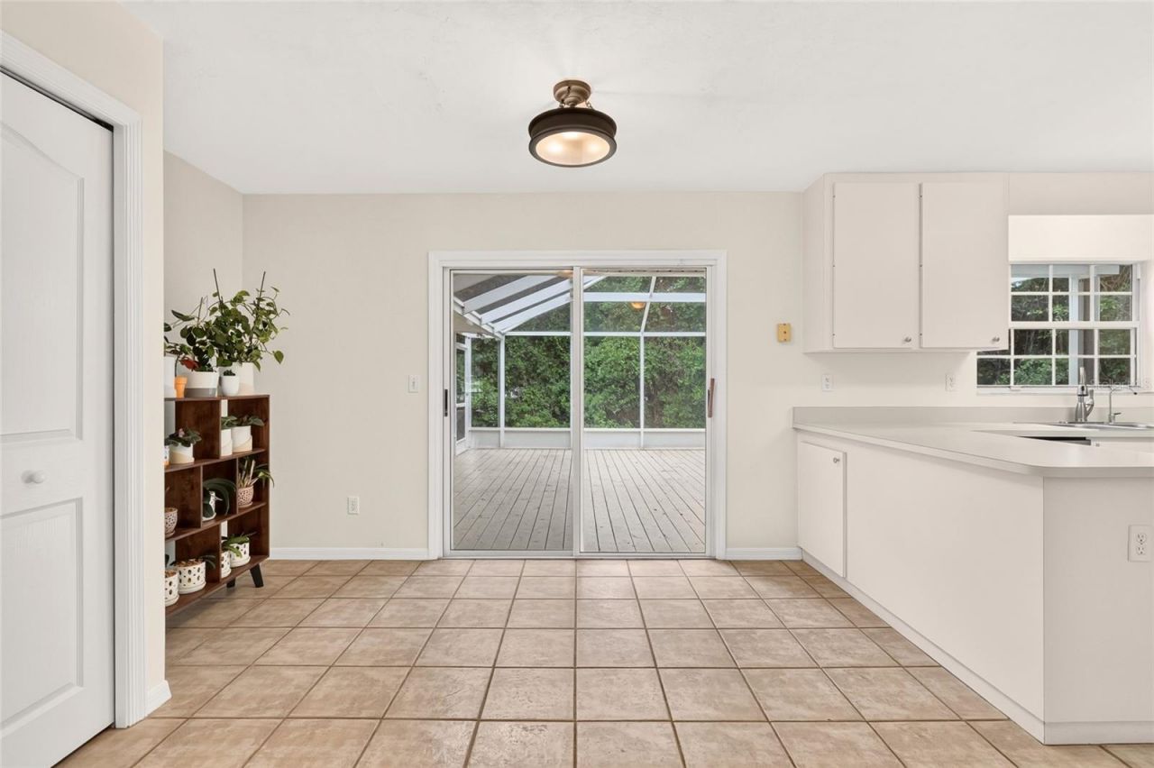 5015 NW 71st Place, Gainesville, FL 32653 Photo