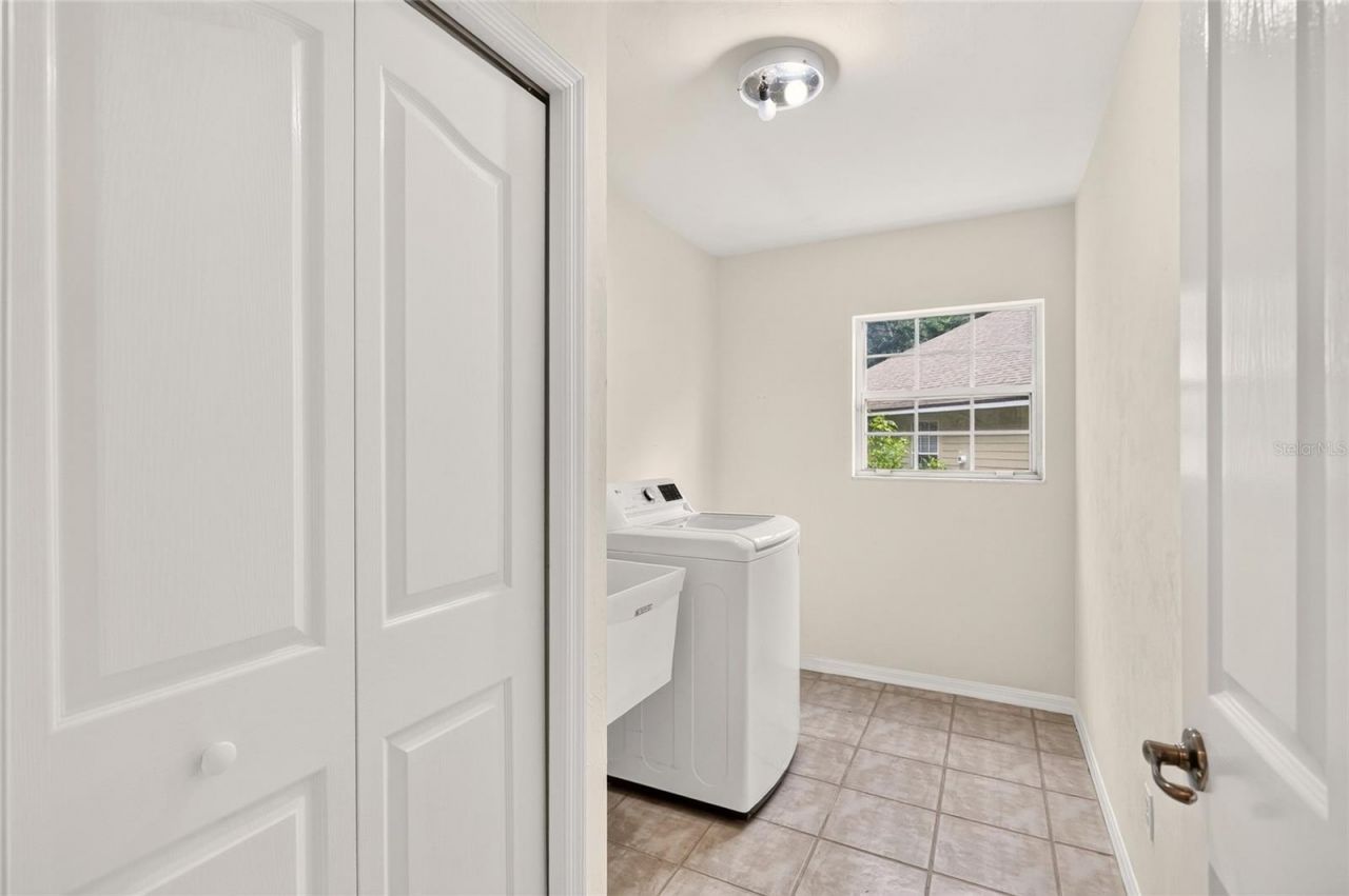 5015 NW 71st Place, Gainesville, FL 32653 Photo