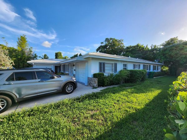 3560 NW 110th Avenue, Unit B, Coral Springs, FL 33065