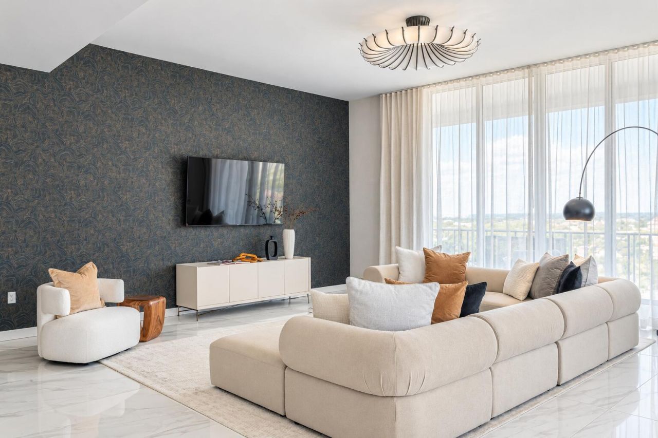 220 SE Mizner Boulevard, Unit 904, Boca Raton, FL 33432 Photo