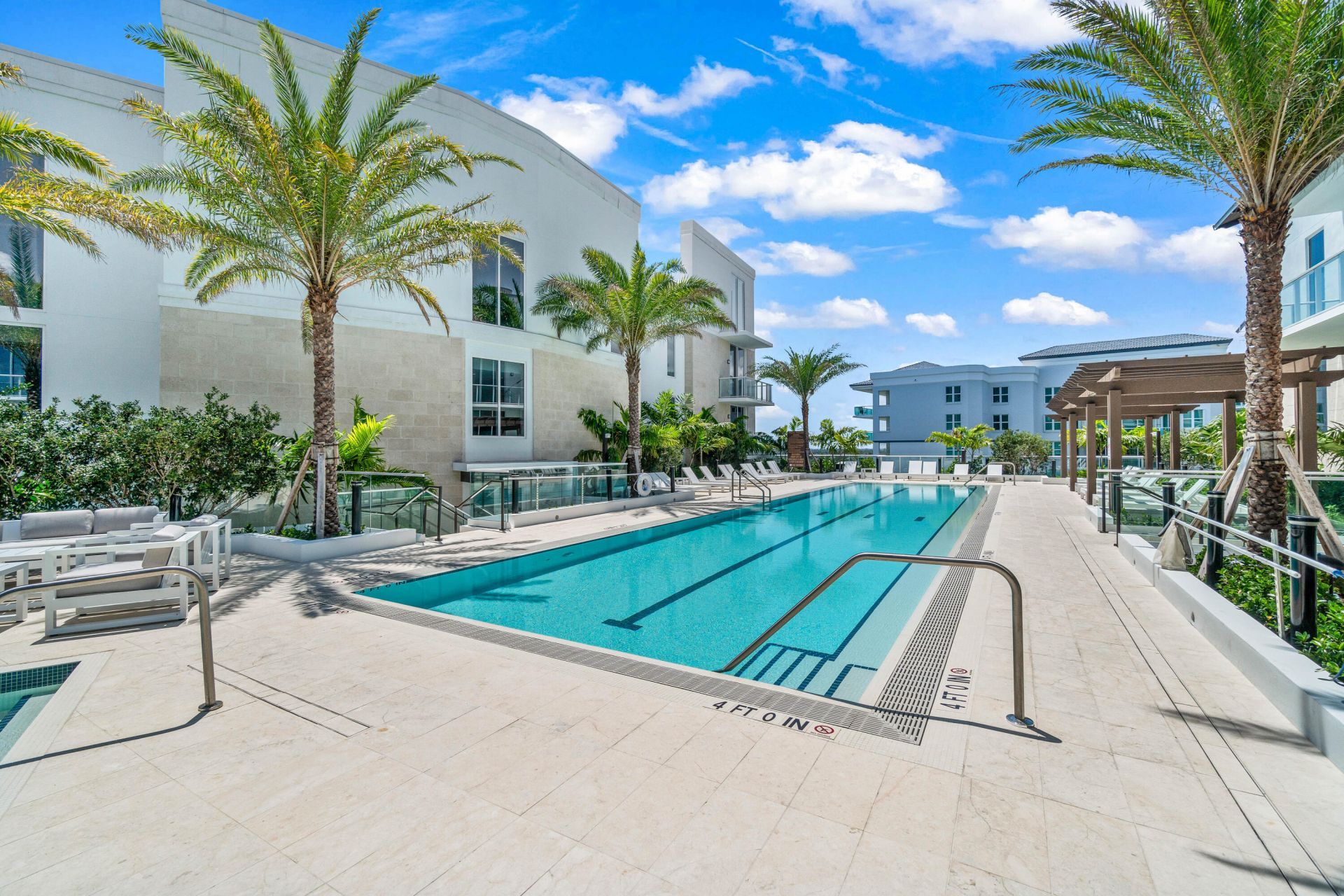 220 SE Mizner Boulevard, Unit 904, Boca Raton, FL 33432 Photo