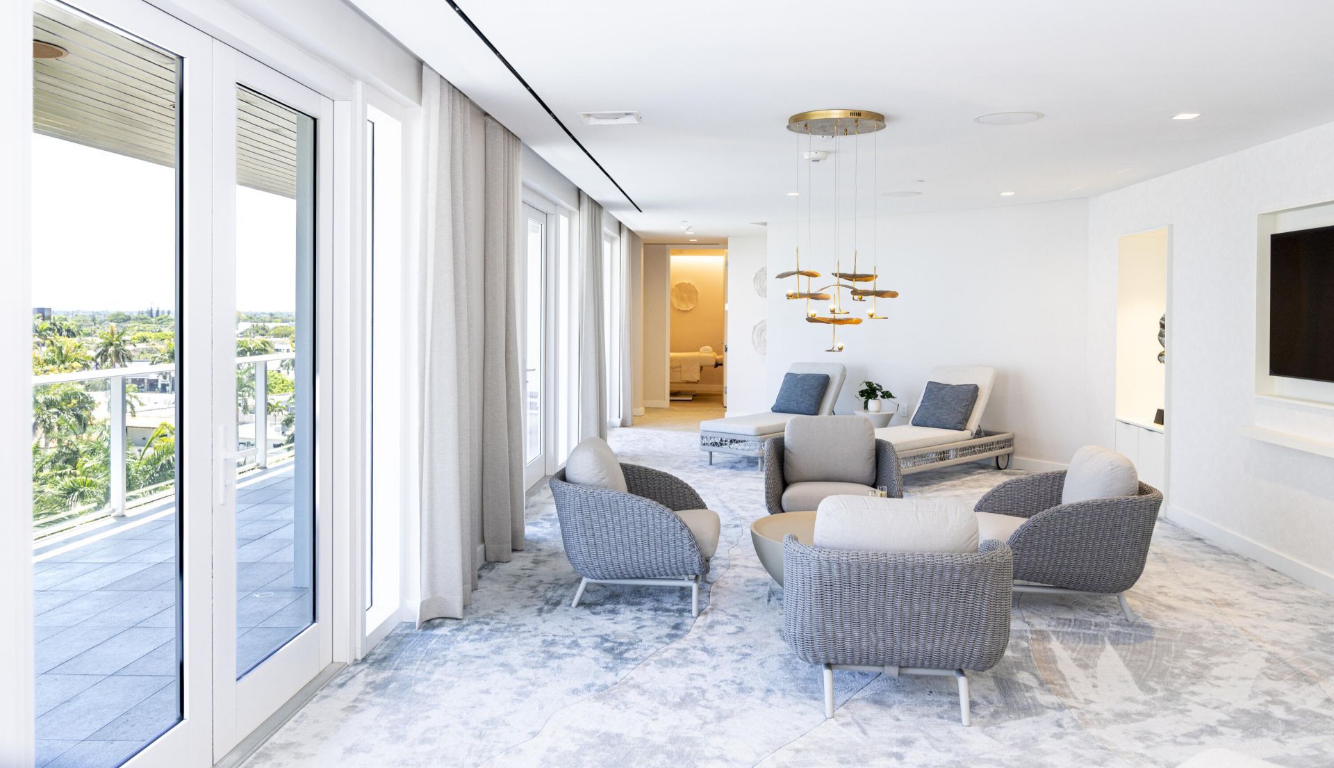 220 SE Mizner Boulevard, Unit 904, Boca Raton, FL 33432 Photo