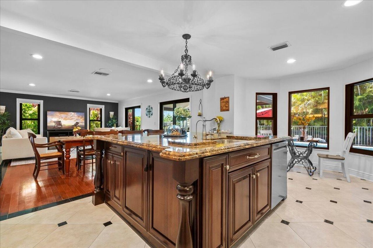 10798 Seacliff Circle, Boca Raton, FL 33498 Photo
