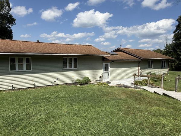18760 28 Mile Road, Albion, MI 49224