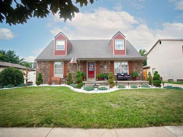 25058 Montebello Drive, Woodhaven, Mi 48183