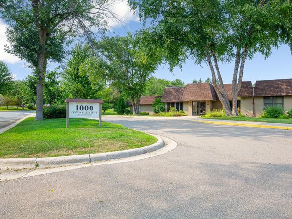 1000 Cannon Valley Drive E, Unit 124, Northfield, MN 55057