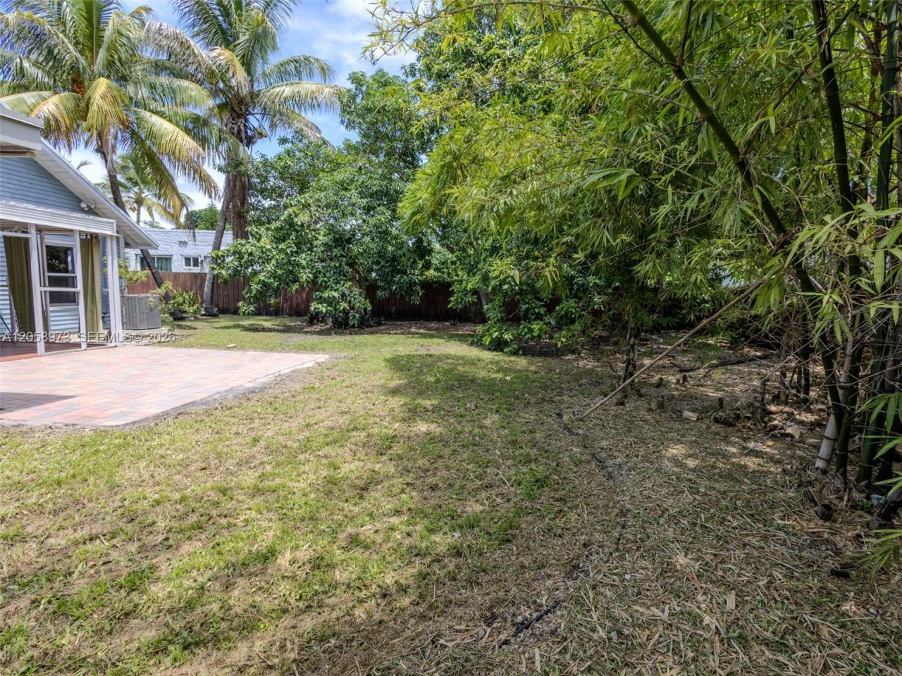 520 NE 129th St , North Miami, FL 33161 Photo