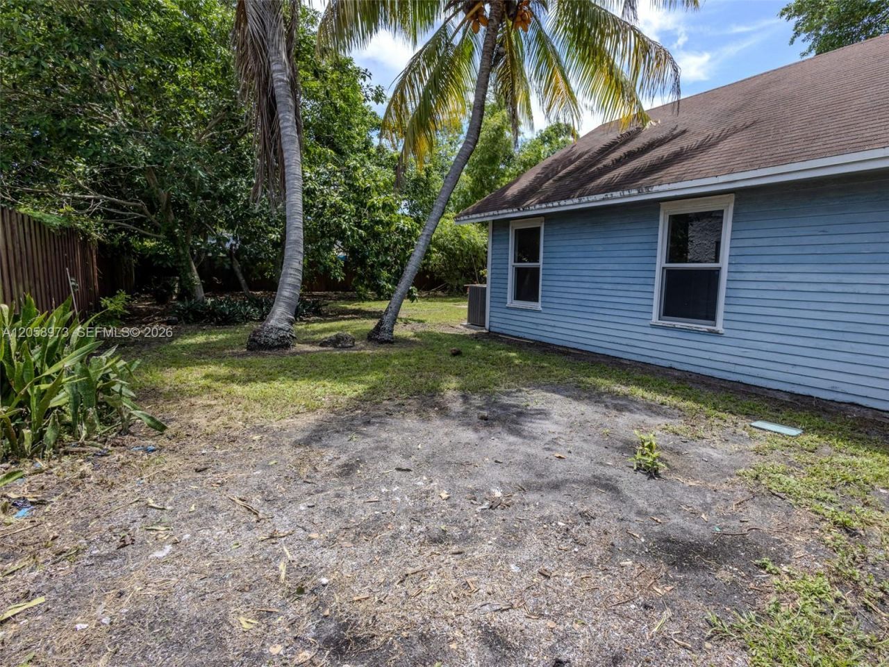 520 NE 129th St , North Miami, FL 33161 Photo