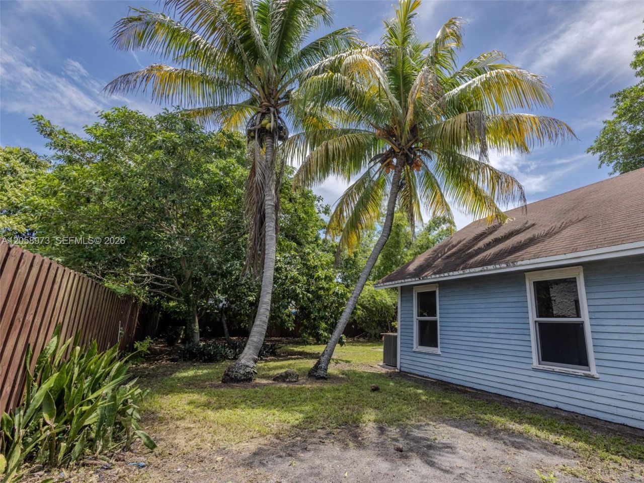520 NE 129th St , North Miami, FL 33161 Photo