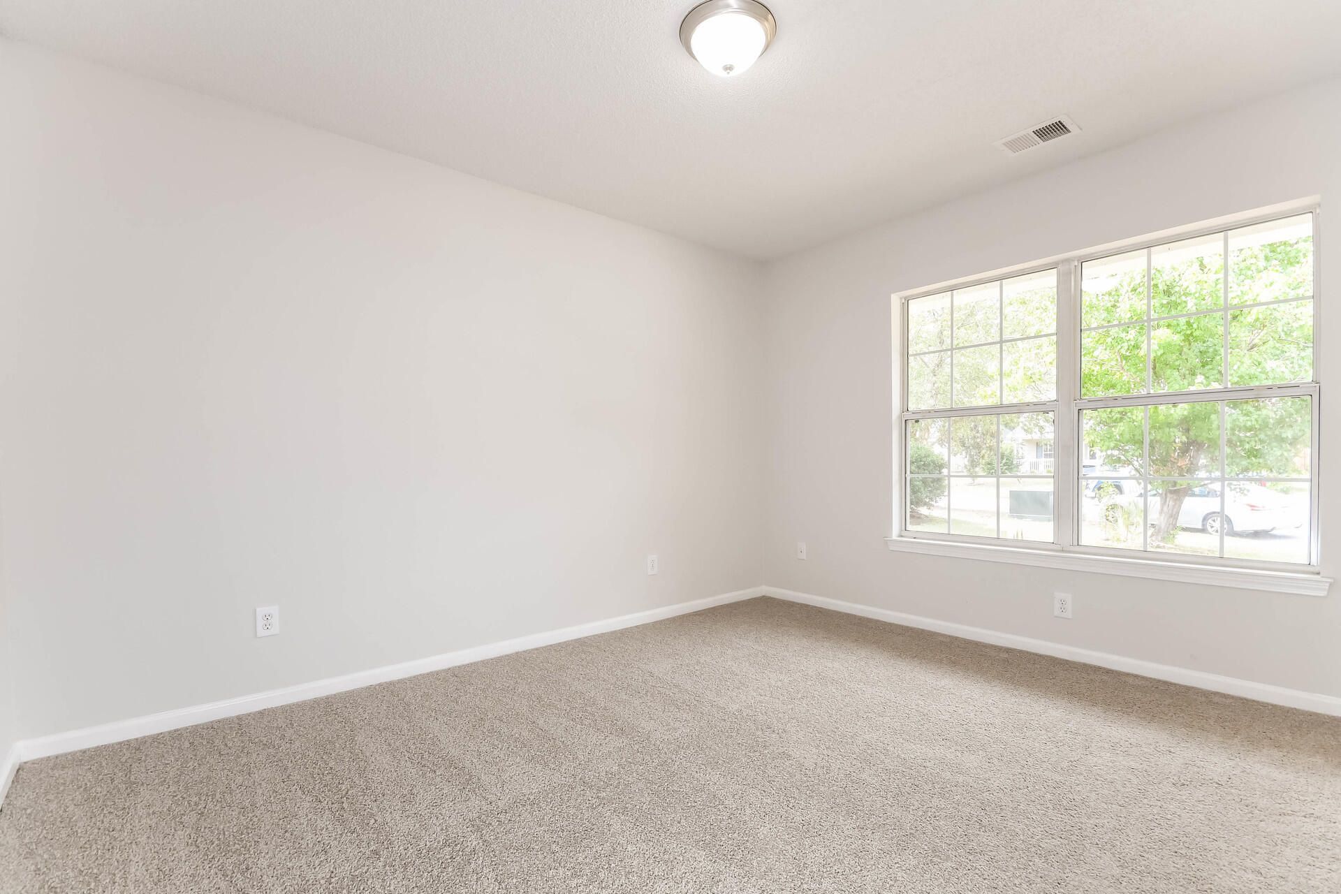 1004 Friartuck Trail Photo 15