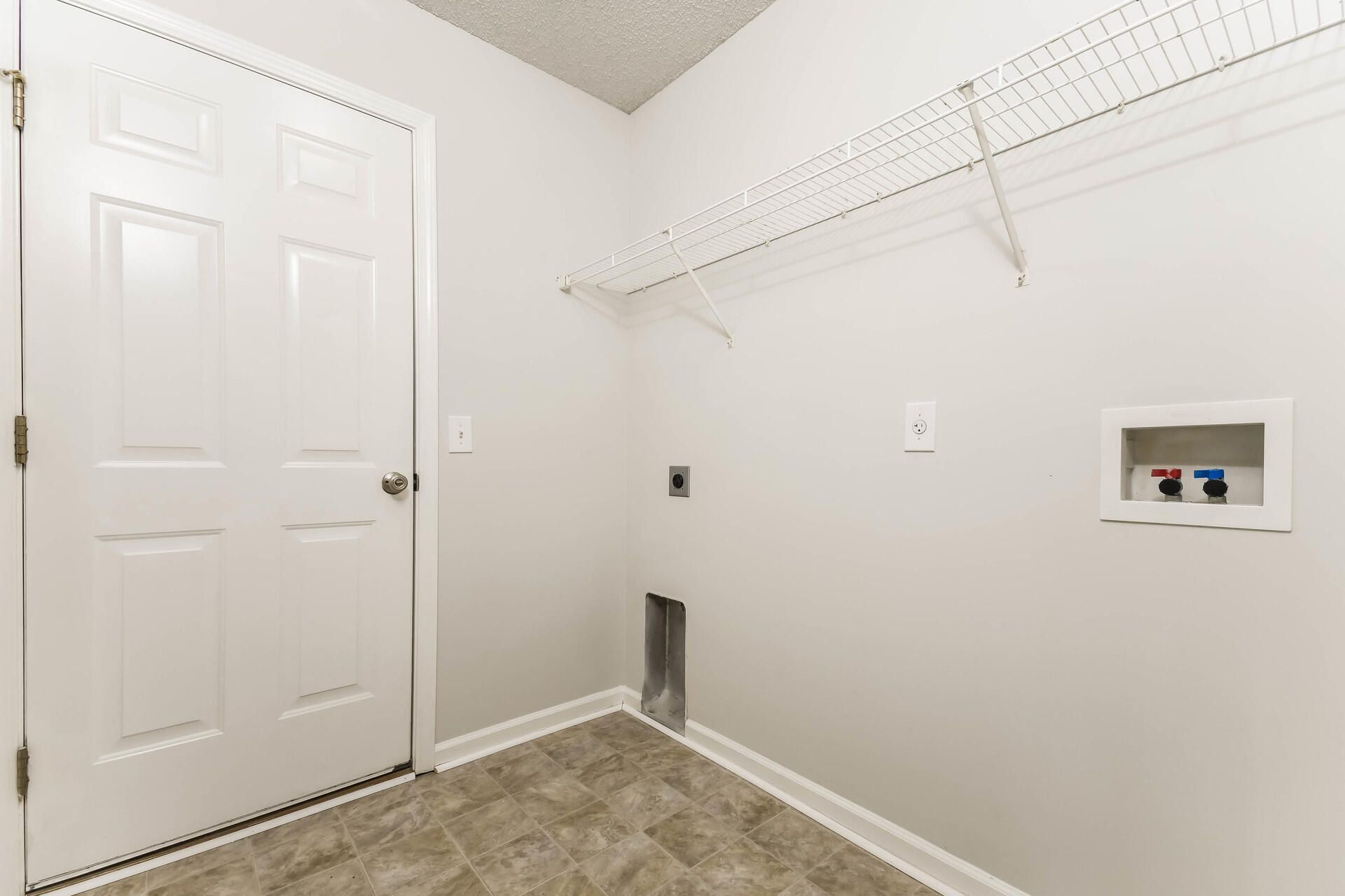 1004 Friartuck Trail Photo 19