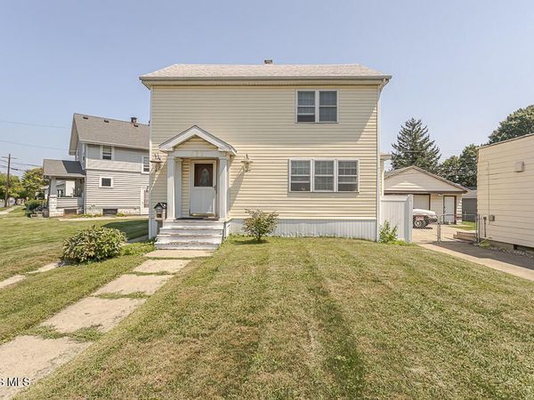 577 Dover Place, Toledo, OH 43605