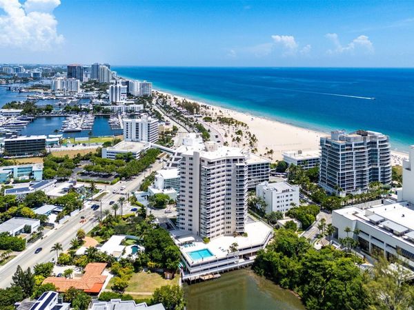 3000 Holiday Drive, Fort Lauderdale, FL 33316